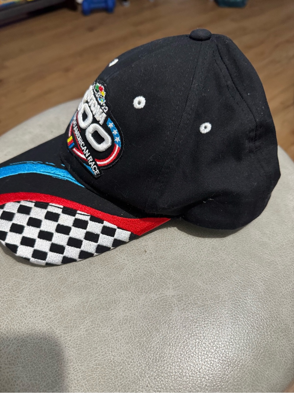 Hat Identification - Picture 2 of 9